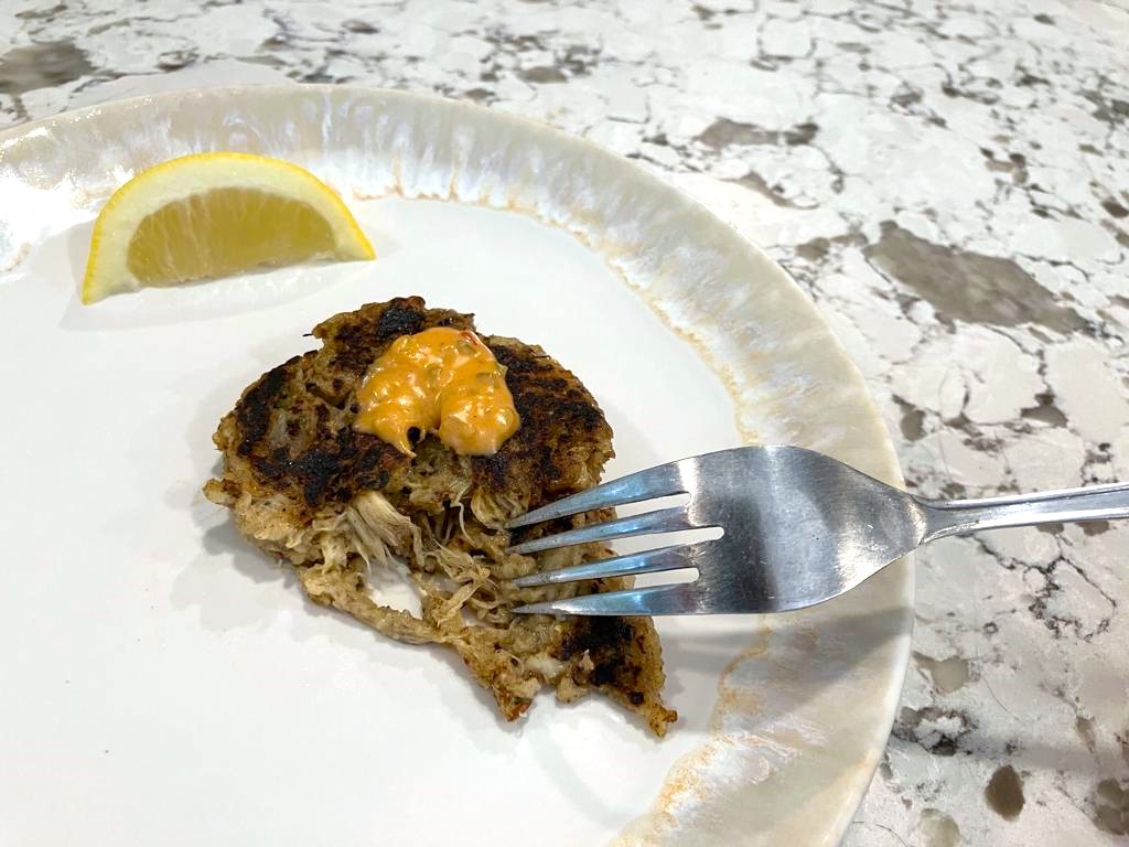 Unshellfish Foods Crabless Cake featuring Two River Mushroom Organice Lion's Mane Mushrooms